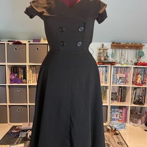 Bettie Page black dress size M